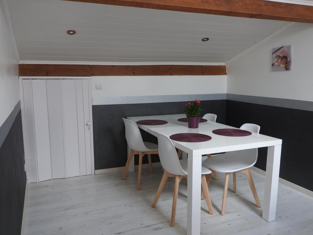 Appartement Mansarde Et Climatise 50 M2 Pompignan  Buitenkant foto