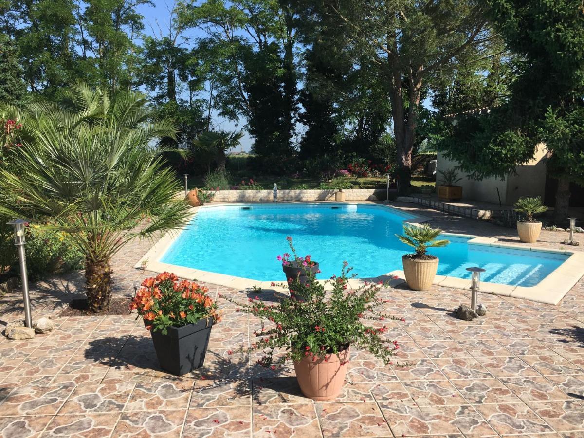 Appartement Mansarde Et Climatise 50 M2 Pompignan  Buitenkant foto