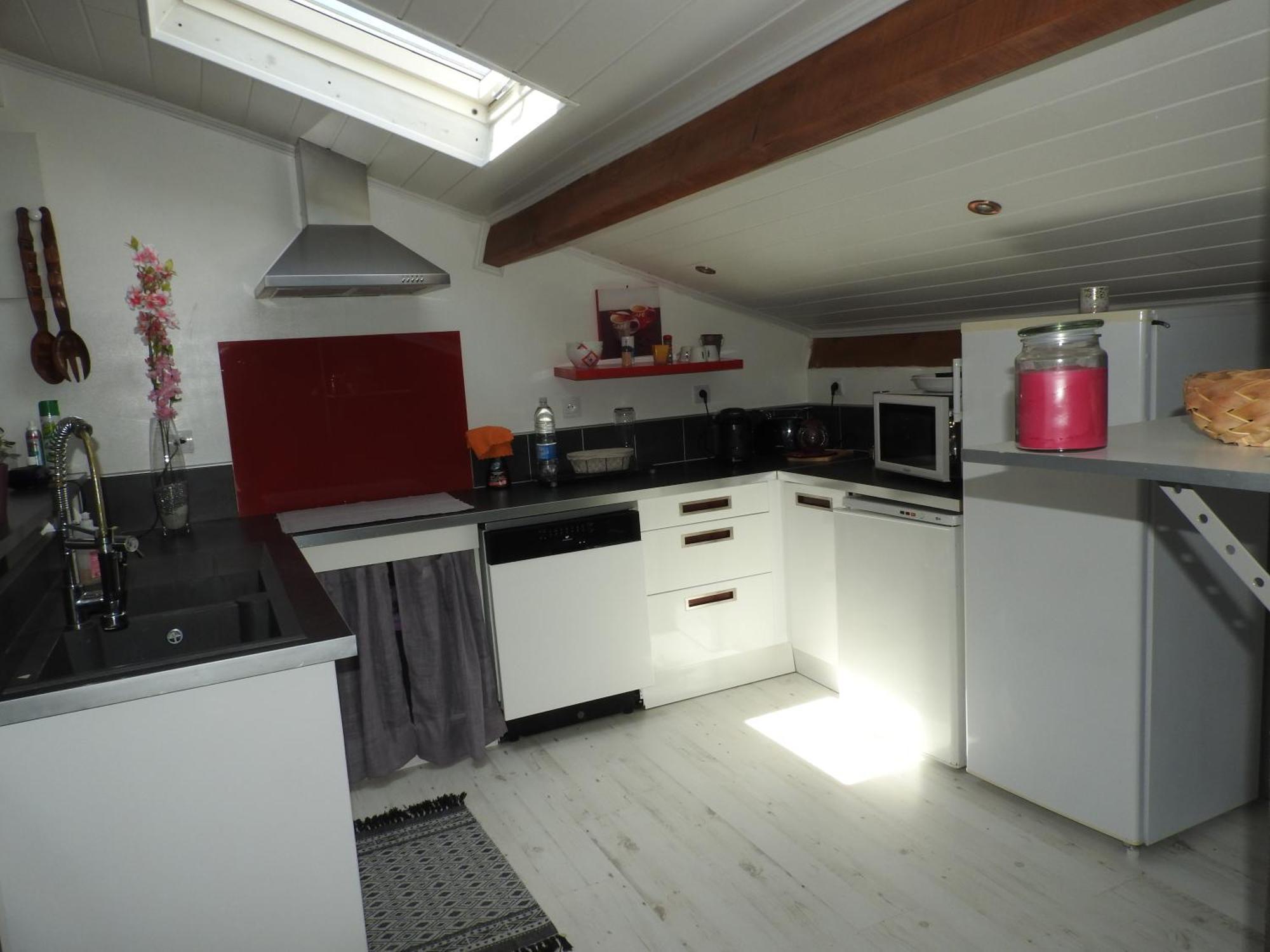 Appartement Mansarde Et Climatise 50 M2 Pompignan  Buitenkant foto