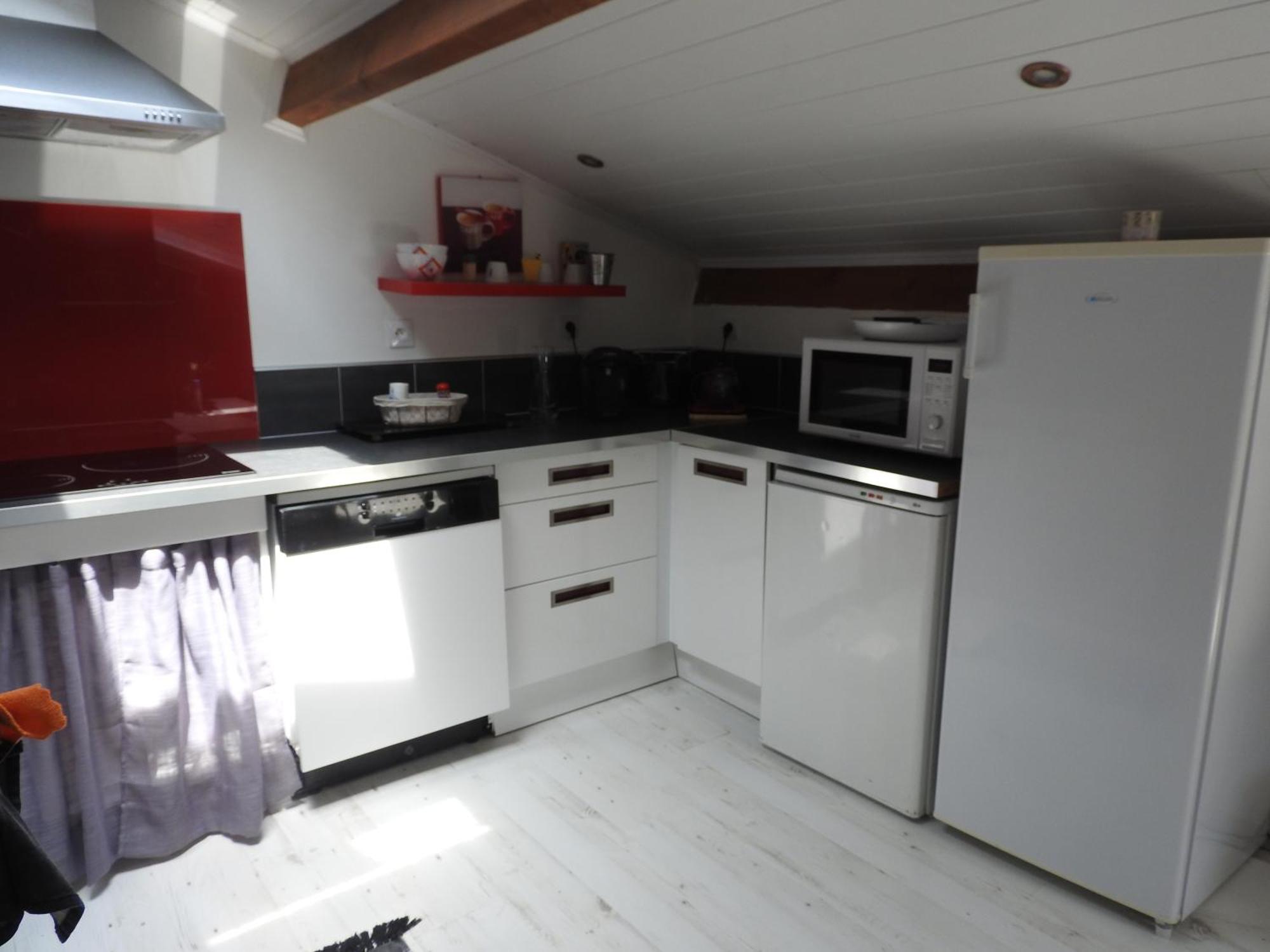 Appartement Mansarde Et Climatise 50 M2 Pompignan  Buitenkant foto
