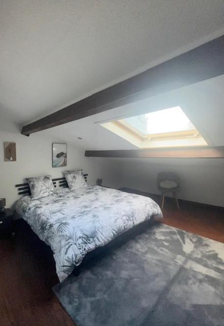 Appartement Mansarde Et Climatise 50 M2 Pompignan  Buitenkant foto